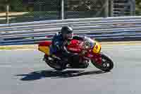 brands-hatch-photographs;brands-no-limits-trackday;cadwell-trackday-photographs;enduro-digital-images;event-digital-images;eventdigitalimages;no-limits-trackdays;peter-wileman-photography;racing-digital-images;trackday-digital-images;trackday-photos